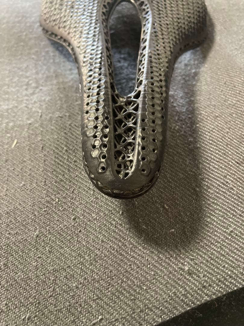 ELVES MAGIC OSSE マジックオッセ 3Dプリントサドル　143mm