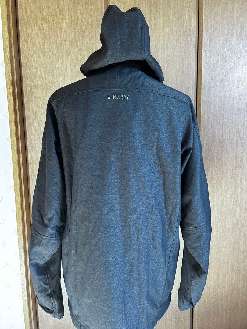 アディダスadidas WIND ROY フード付きジャケット