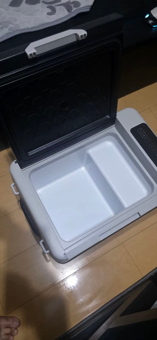 車載冷蔵冷凍庫 AC/DC対応
