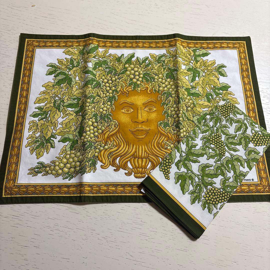 HERMÈS ランチョンマット①