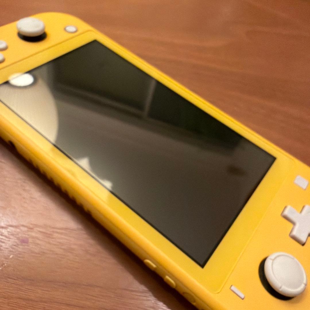 Nintendo Switch Lite イエロー 本体 ACアダプター、箱付き