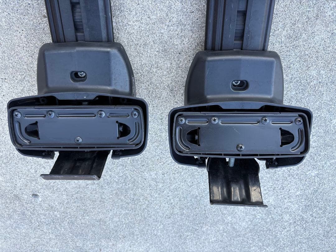 inno エアロベースキャリアセット　30系アルファード&ヴェルファイア用