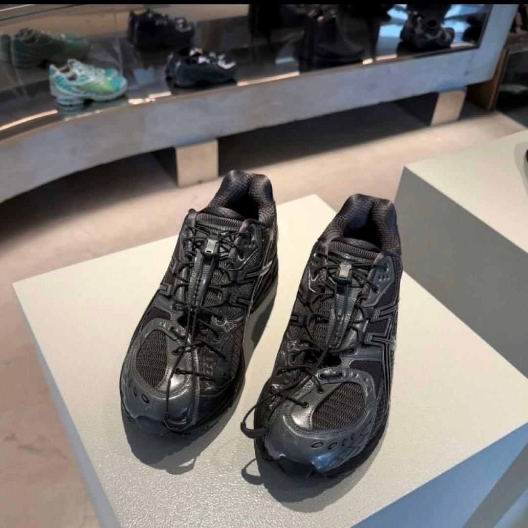 asics unaffected コラボスニーカー