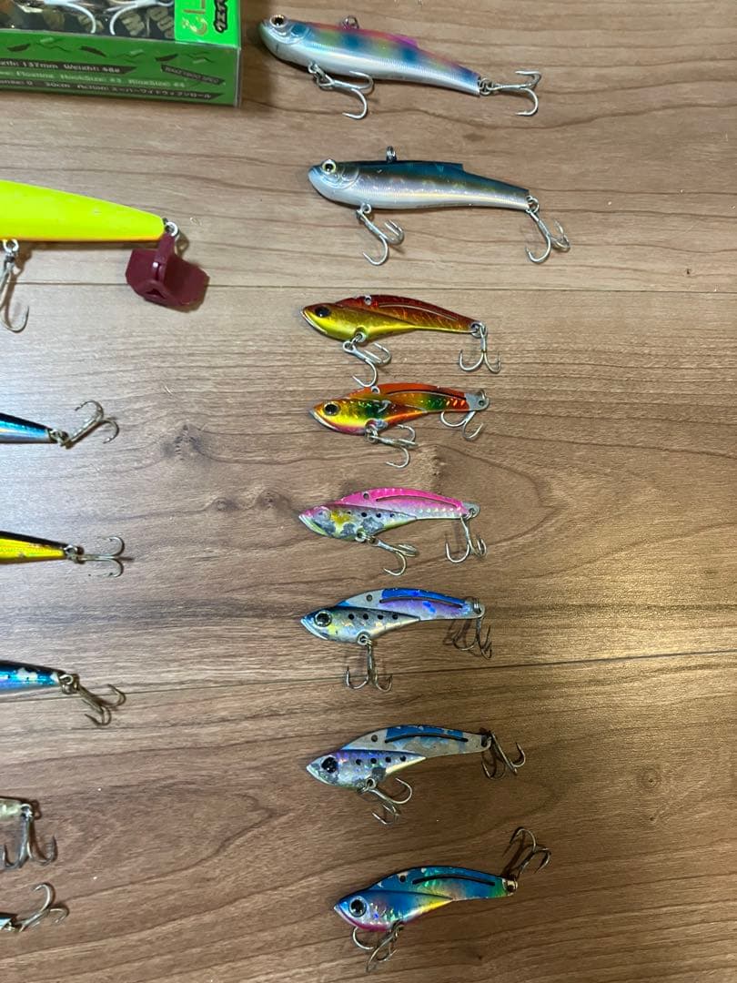 シーバスルアーまとめ売りルドラ130.ショアラインシャイナー.ウェイキーブー 他