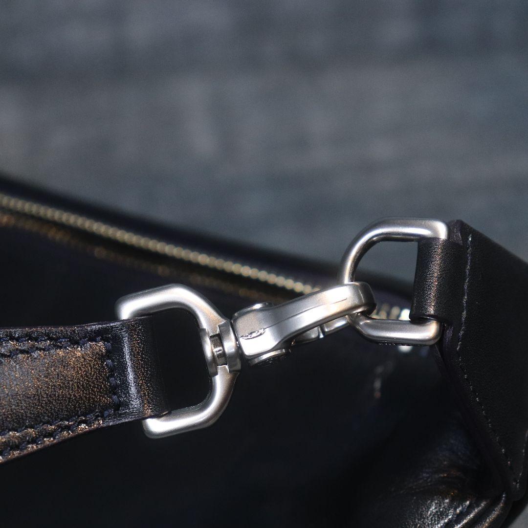 未使用級 アニアリ ボディバッグ アンティークレザー