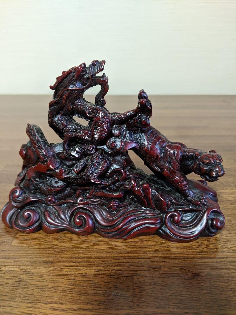 置物/ドラゴンとタイガー/ヴィンテージ彫刻/即購入歓迎/送料無料