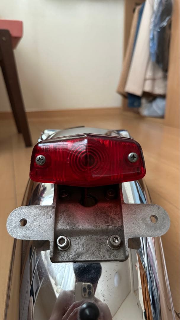 【美品】SR400純正リアフェンダー