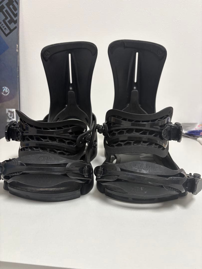 早い者勝ちです！FLUX AHビンディングMLブラック