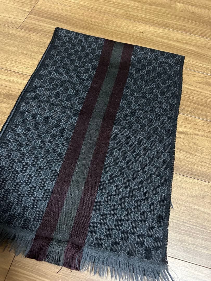 GUCCI GGパターン マフラー グレー・ボルドー