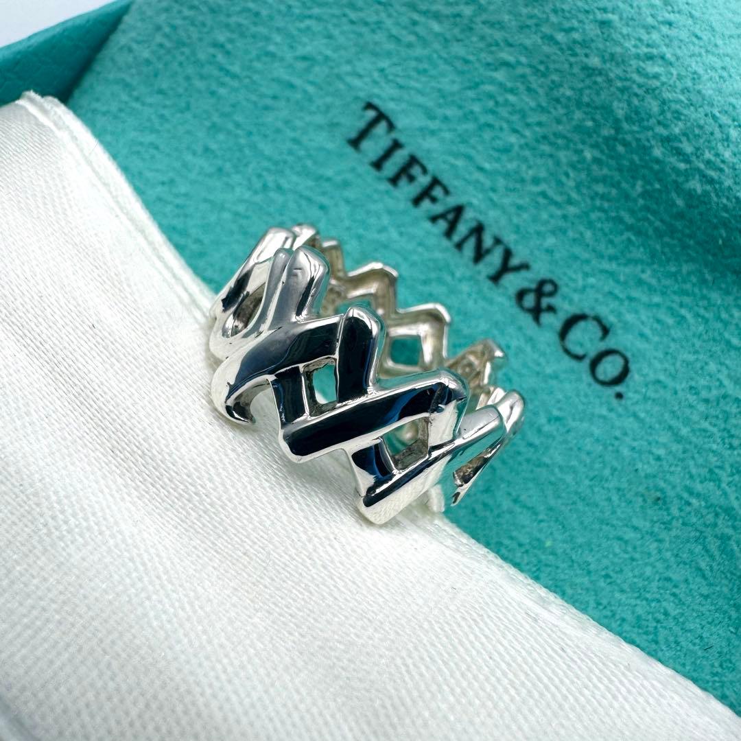 【TIFFANY&Co】鏡面仕上げ　ラブ＆キス　リング　　9号　T&Co