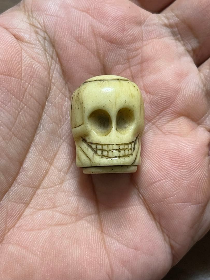 アンティーク メメント・モリ　キリスト　スケルトン　ロザリービーズ　骨　レア