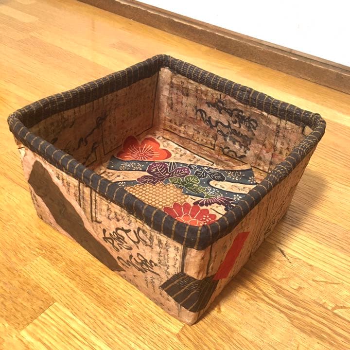明治時代の和紙を使用！一閑張りカゴ♩