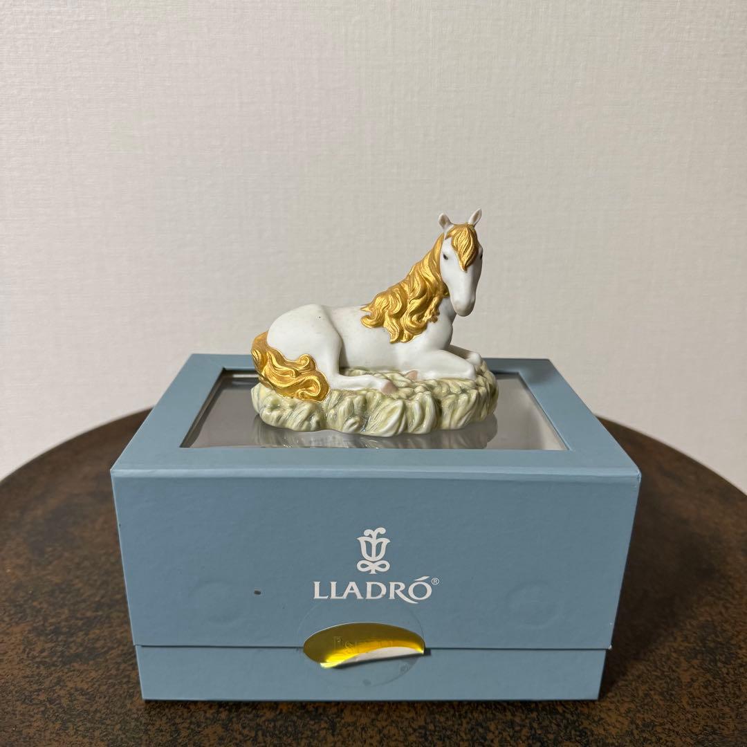 リヤドロ　干支　馬