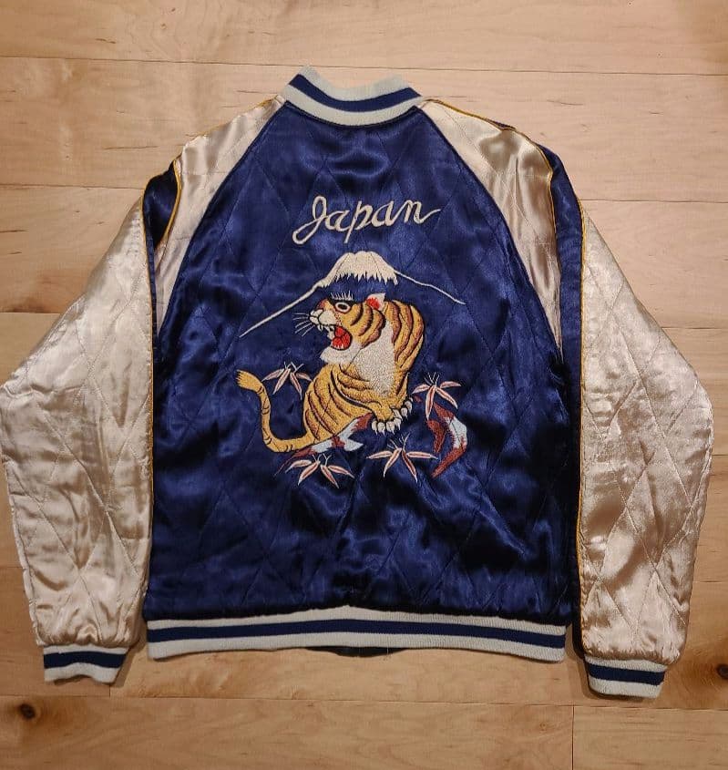 古着 ベロア × サテンキルト リバーシブルスカジャン 花旅楽団