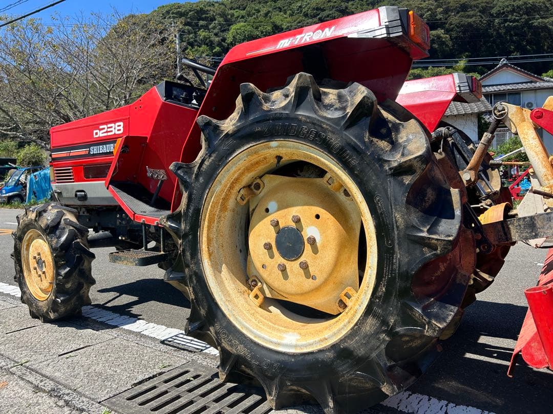 宮崎　シバウラ　トラクター 23馬力 4WD 自動水平 逆転PTO パワステ