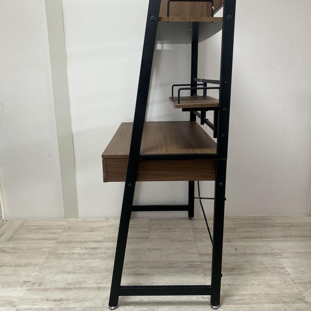 ニトリ　デスク　机