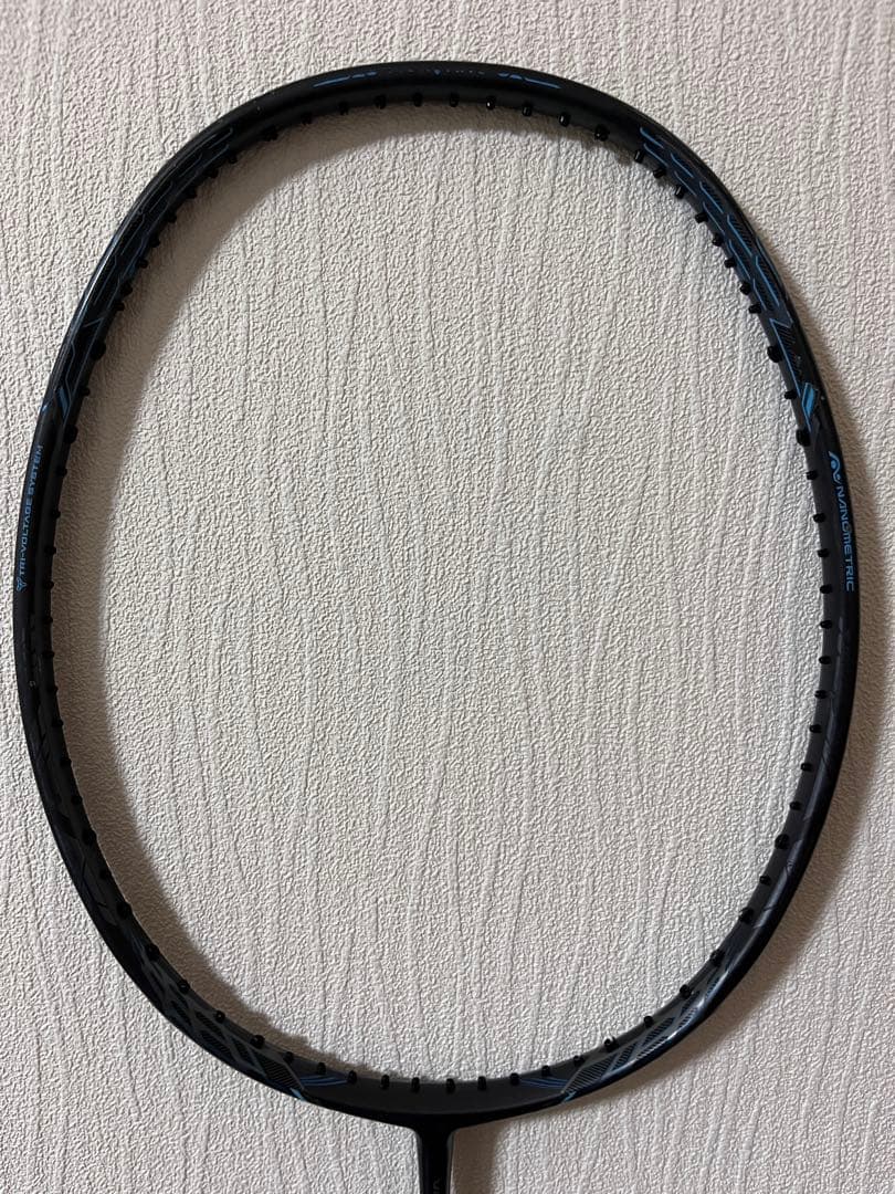 バドミントンラケット ジーフォース2