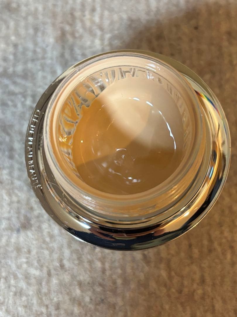 クレドポーボーテ　 ル•フォンドゥタンn オークル10