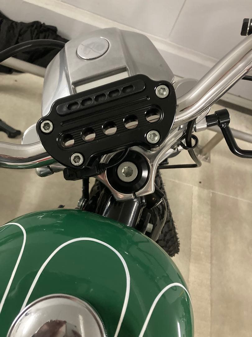 883 ハーレー　メーター移設　スピードメーター リロケーション マウント