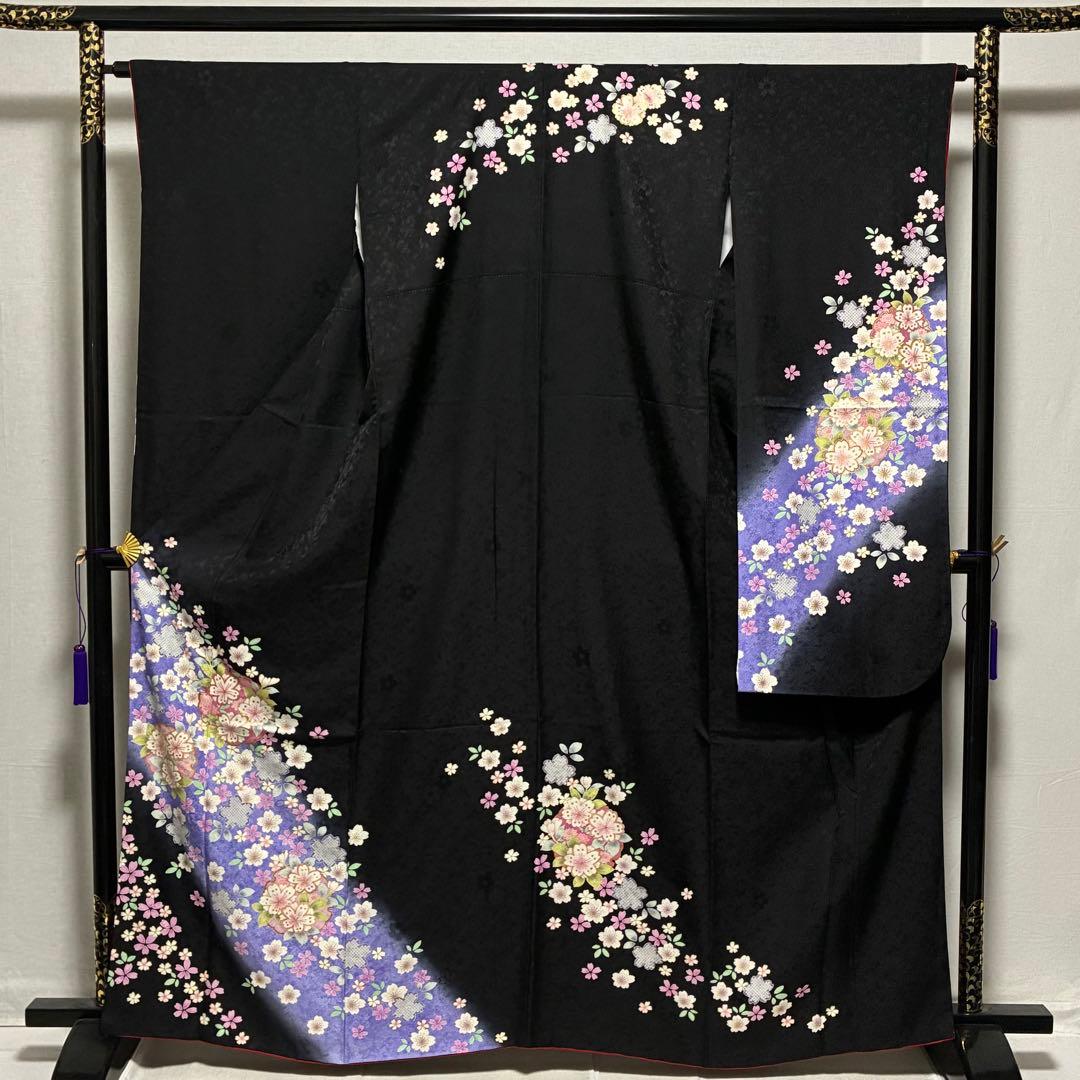m-94＋　D136 振袖　桜　黒地　正絹　着物　袷　極美品