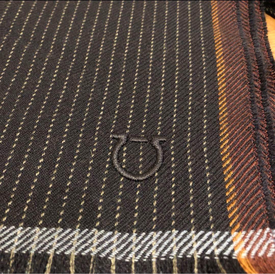 【美品】サルヴァトーレフェラガモ　マフラー