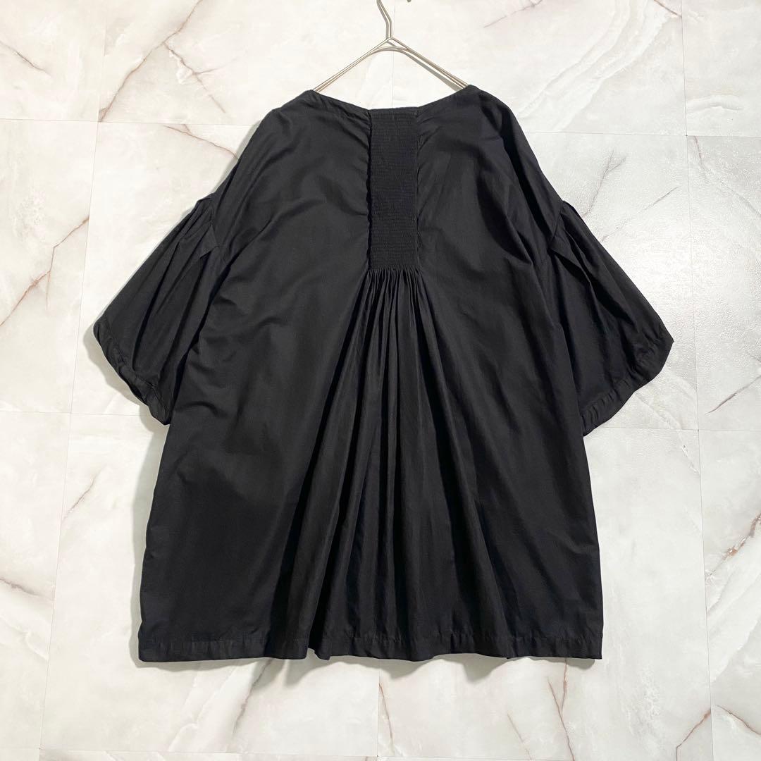 A17192 美品 キャピタル バックギャザーカシュクールブラウス 黒 1