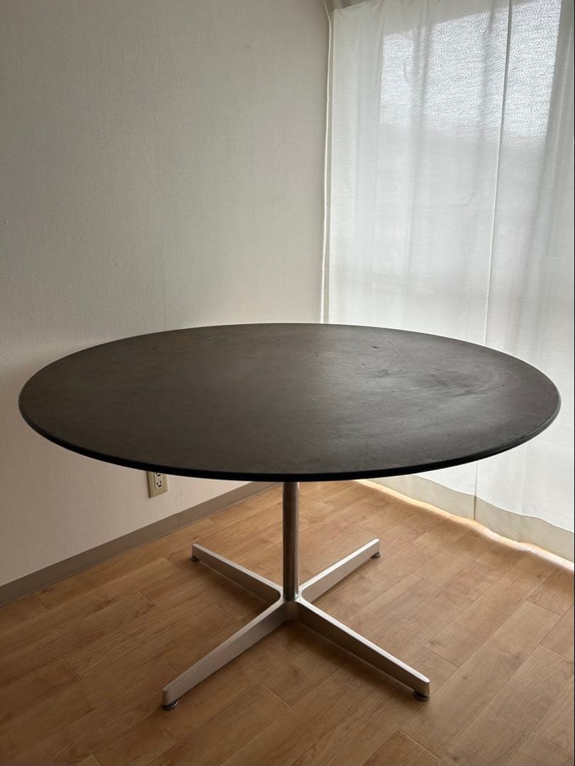 USヴィンテージ ラウンドテーブル