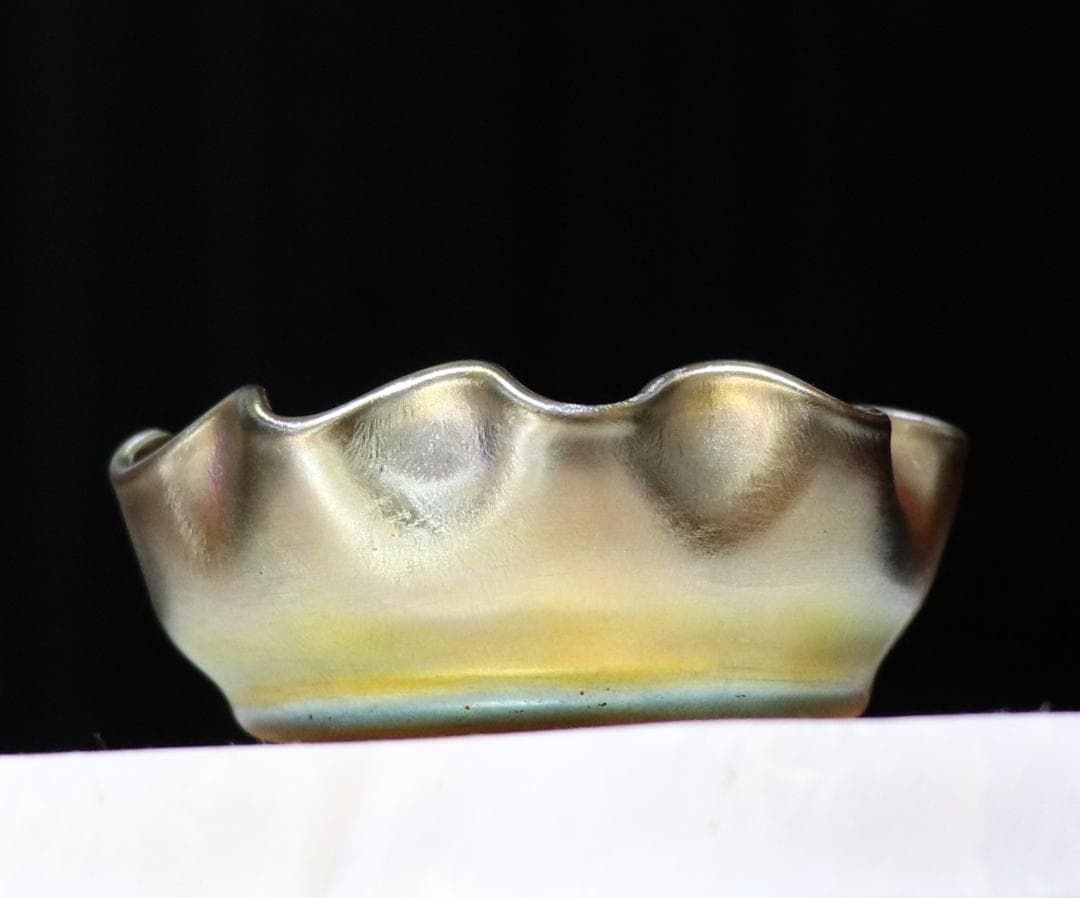 ルイス・C・ティファニー ファブリル ガラス 塩入れ ソルトセラー 皿 菓子入れ