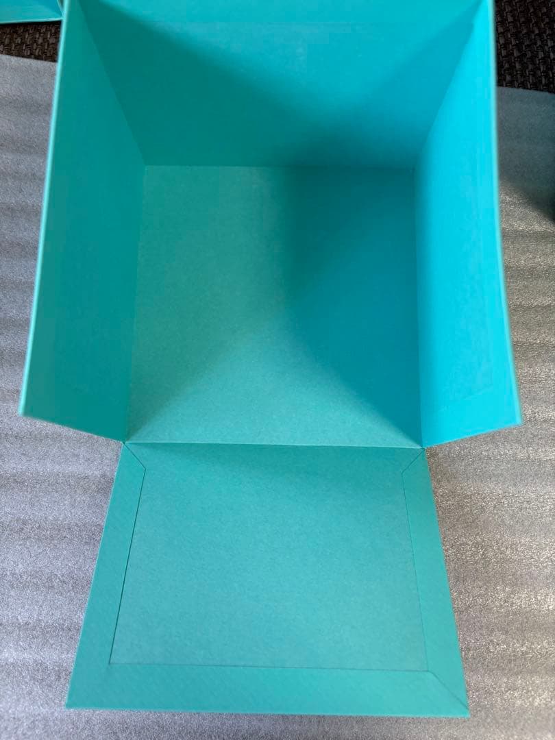 現行品 美品Tiffanyティファニー　バングルケース　空箱　セット