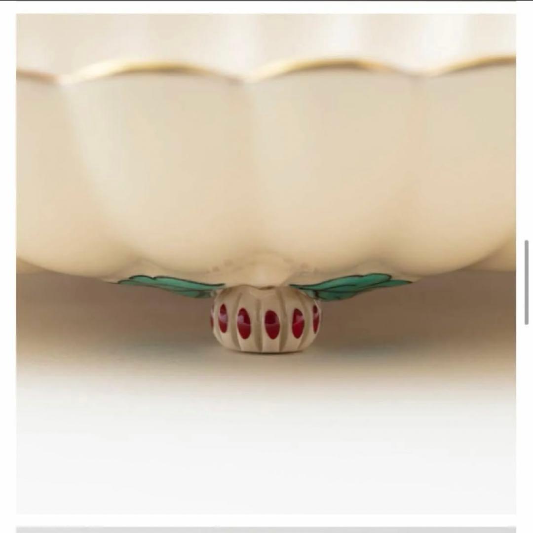 十五代目沈壽官　謹製　白薩摩菊脚皿　菊花大皿　薩摩焼