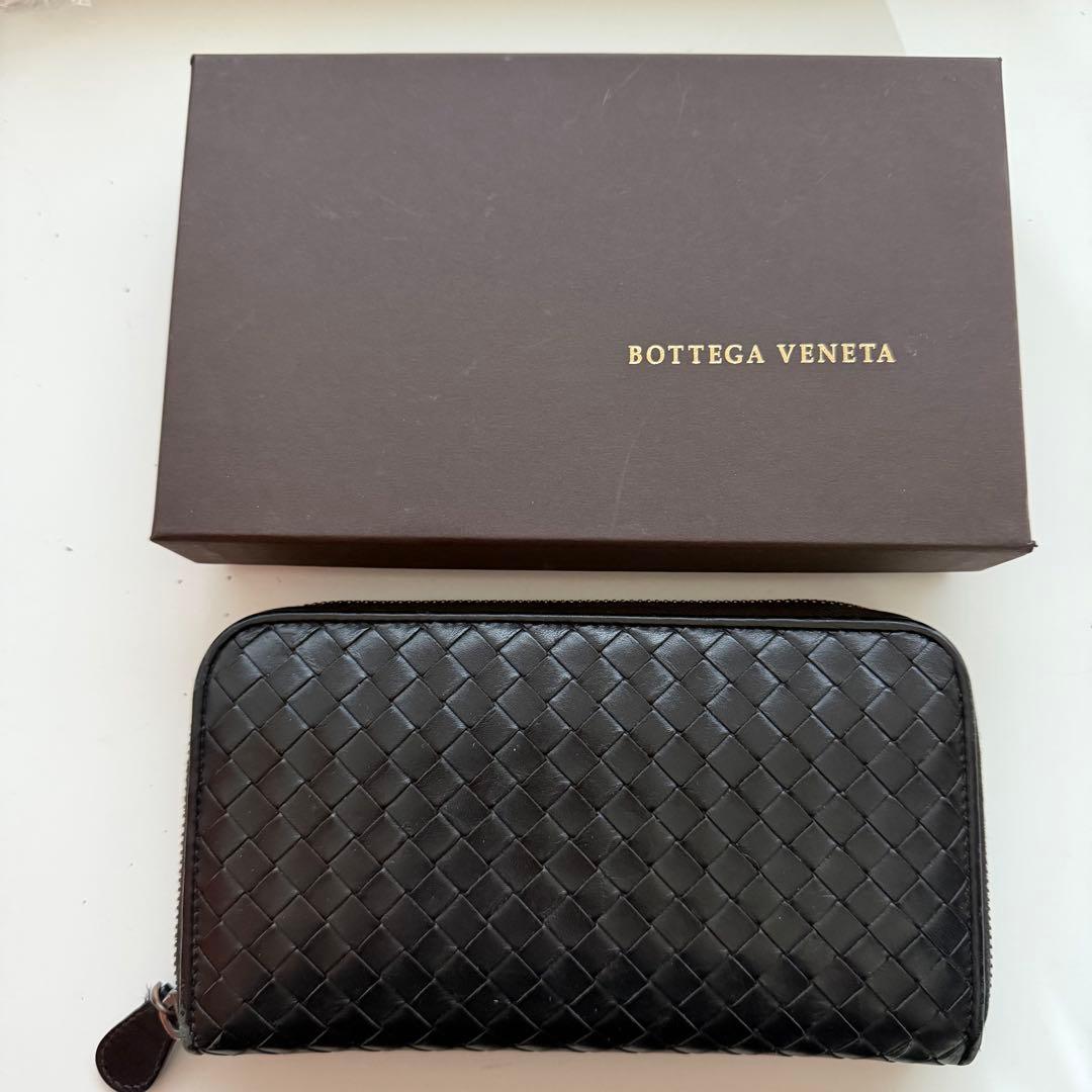 ボッテガヴェネタ イントレチャート レザー ラウンドファスナー 長財布