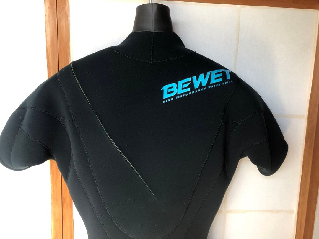 bewet ビーウェット フリーショールダー　シーガル
