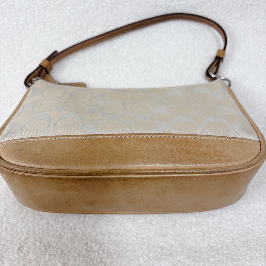 【良品】COACH アクセサリーポーチ シグネチャー　ベージュ