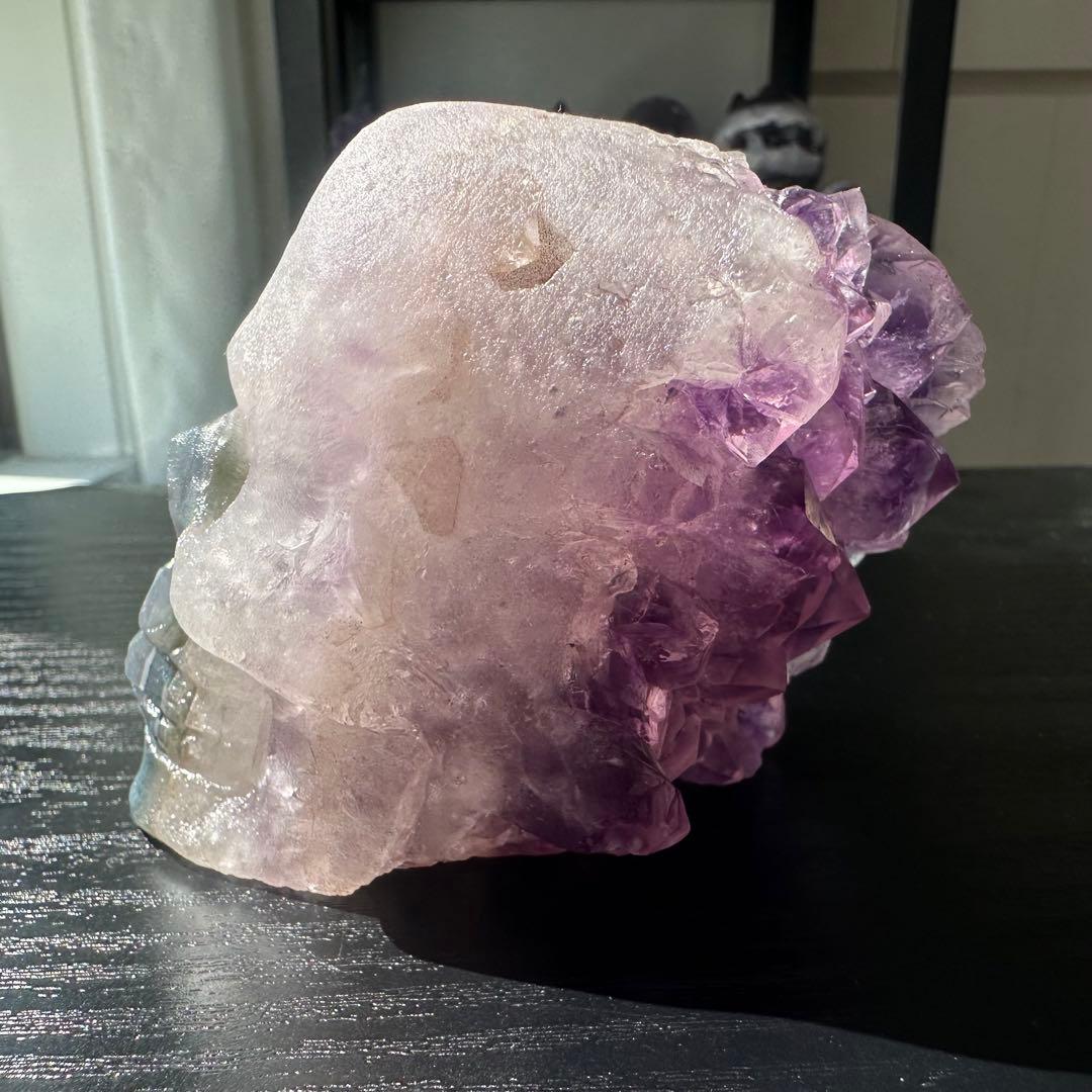 天然石アメジストの原石スカル　置物　鉱物　彫物NO.032102
