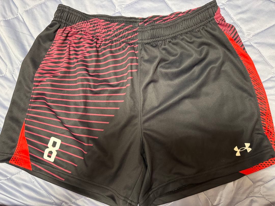 アンダーアーマー　バレーボールゲームパンツ　サントリーサンバーズ