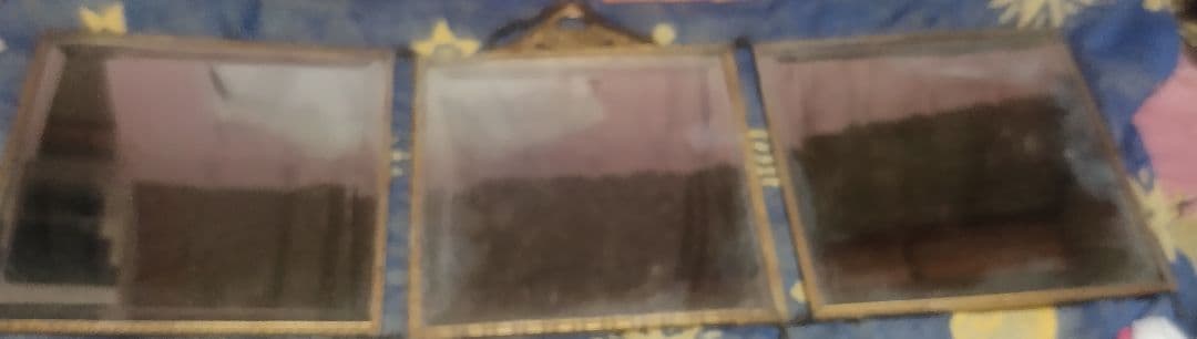 アンティークミラー●壁掛け●ゴールド●彫刻●ロココ●小便小僧●三面鏡●シャビー