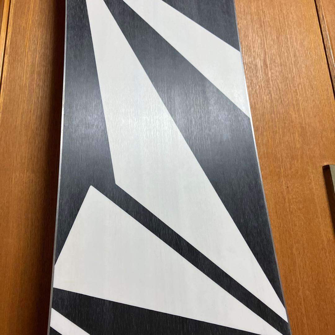 28 訳あり　レア‼︎ ボルコム volcom 非売品　スノーボード　ボード　板