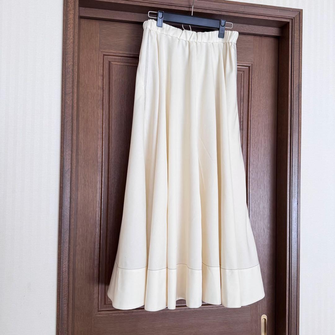 春コーデ2023エブール デニムライクウール　サーキュラースカート ebure