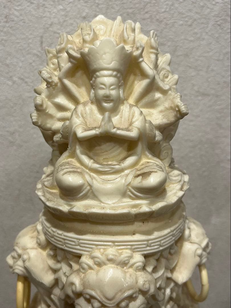 【送料込み】中国骨董　唐木台付き　彫刻　置物　象 大型香炉 手彫工芸品 三鼎型