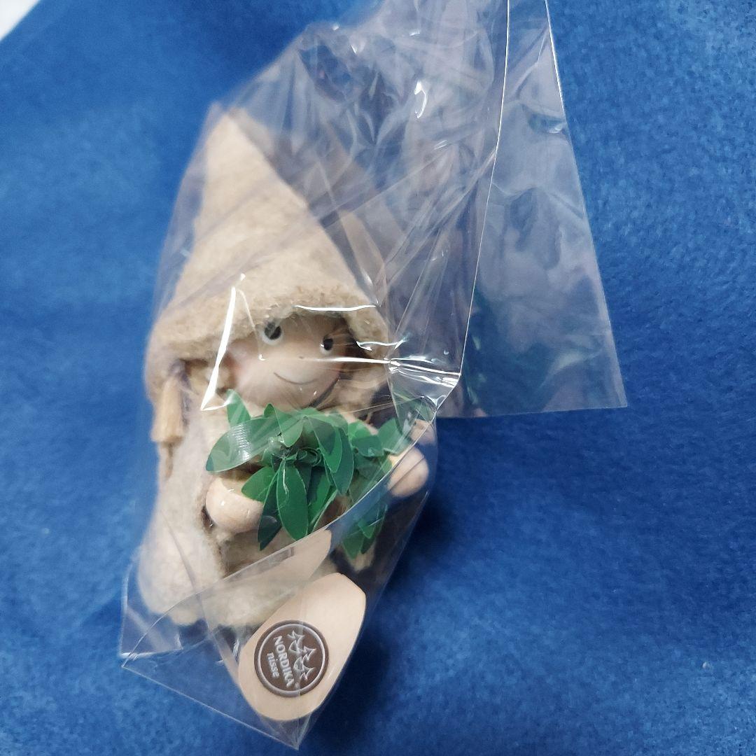 ★ノルディカニッセ　サウナシリーズ　白樺のヴィヒタを持った女の子　★