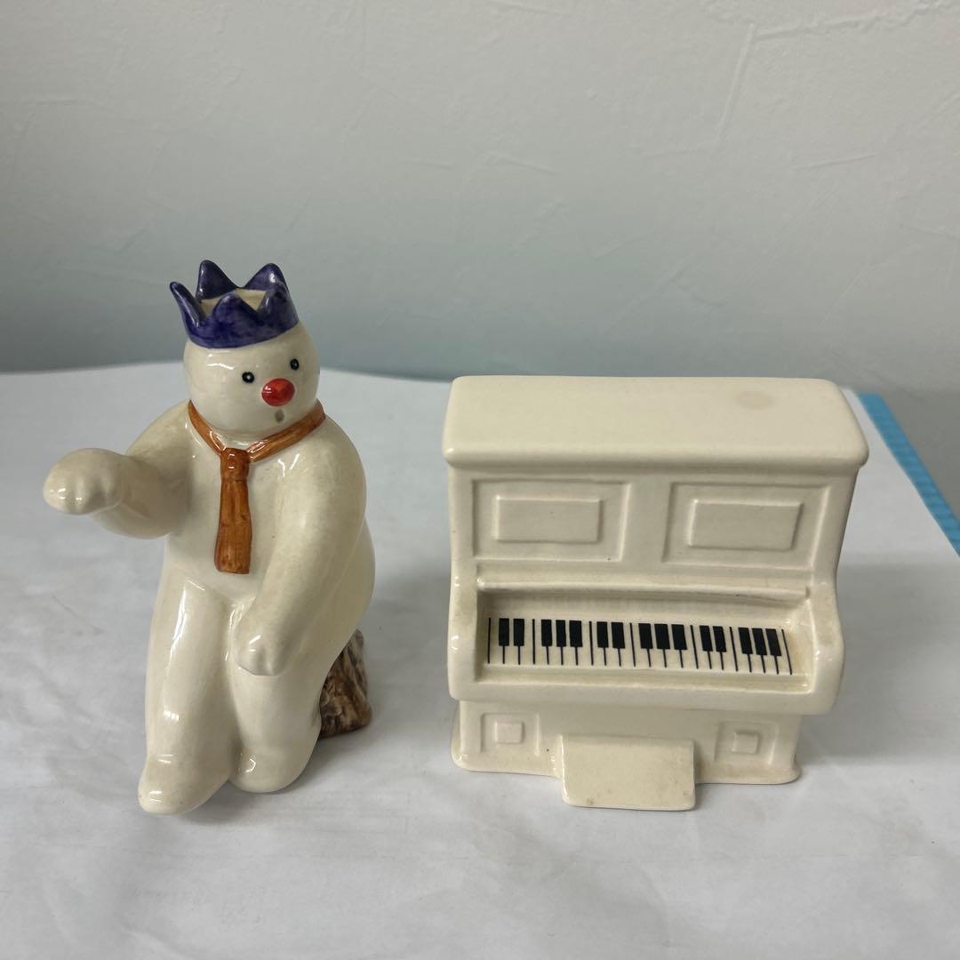 ロイヤル　ドルトン 雪だるまとピアノ型置物のセット