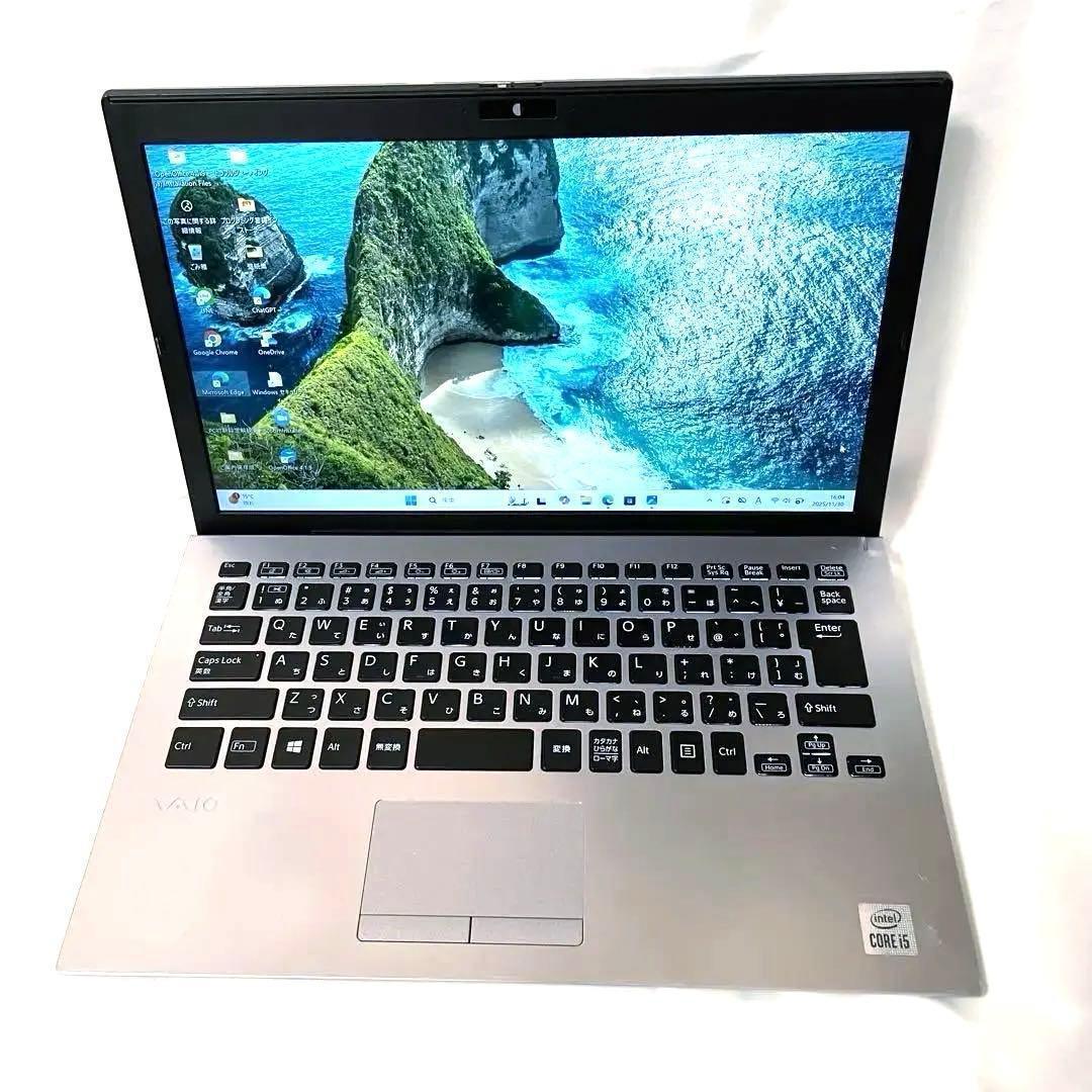 ノートパソコンi5-第10世代メモリ8GB SSD256GB VAIO r117