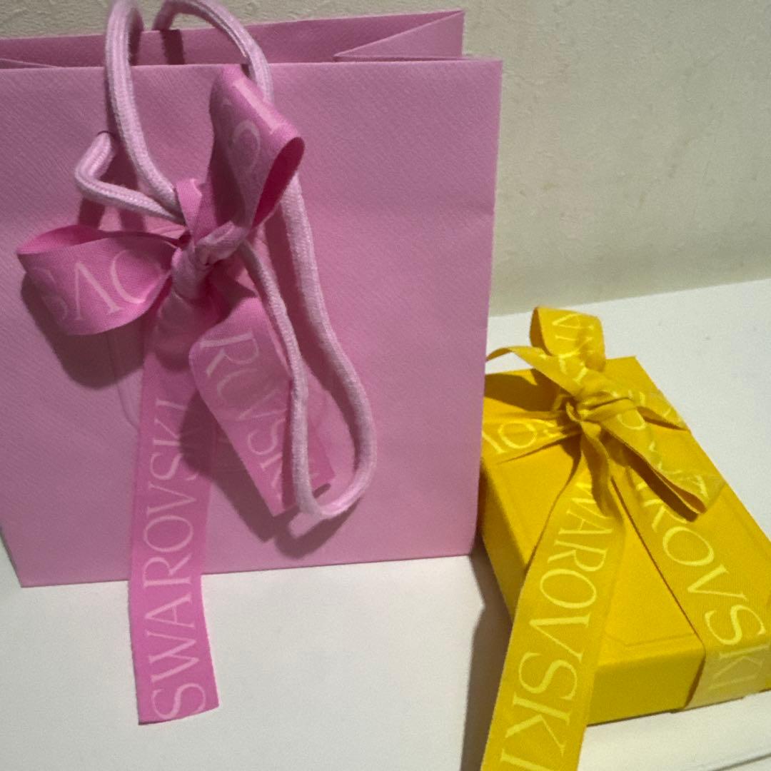 SWAROVSKIスワロフスキーキーリングペアカットプレゼントラッピングセット