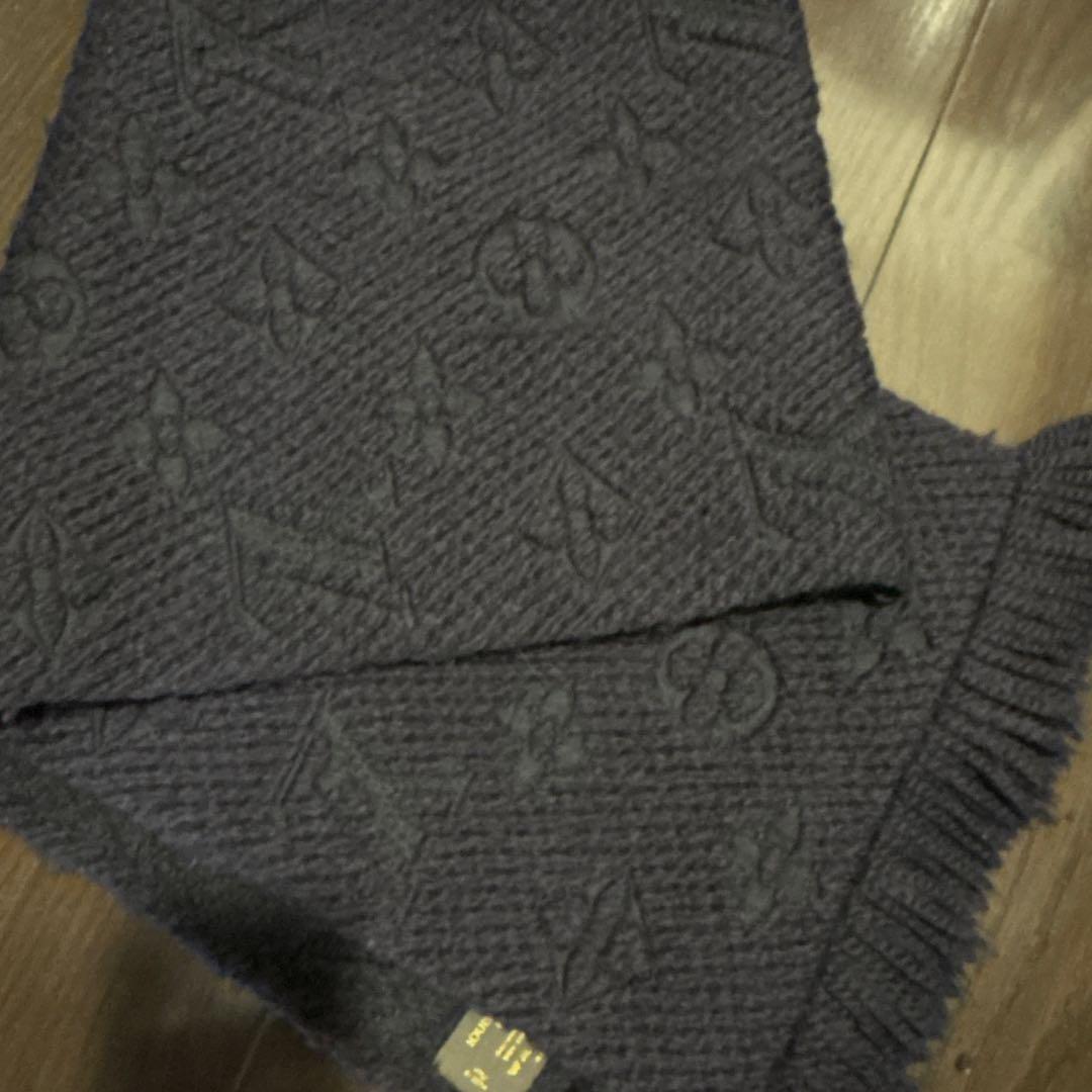 LOUIS VUITTON ダークネイビー マフラー