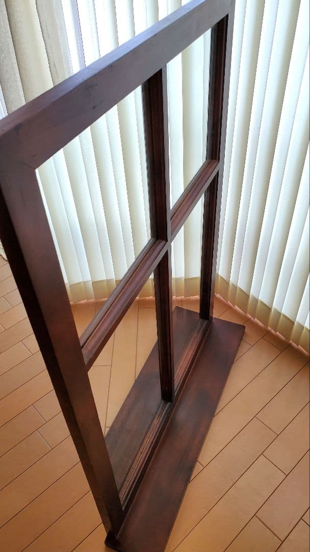 ダークブラウン フレーム付き壁掛け鏡 大きめ