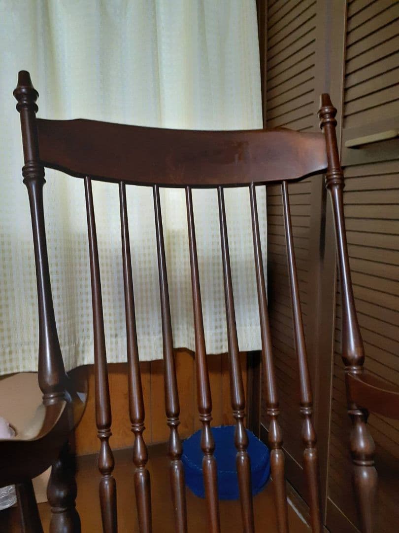 クラシック木製ロッキングチェア