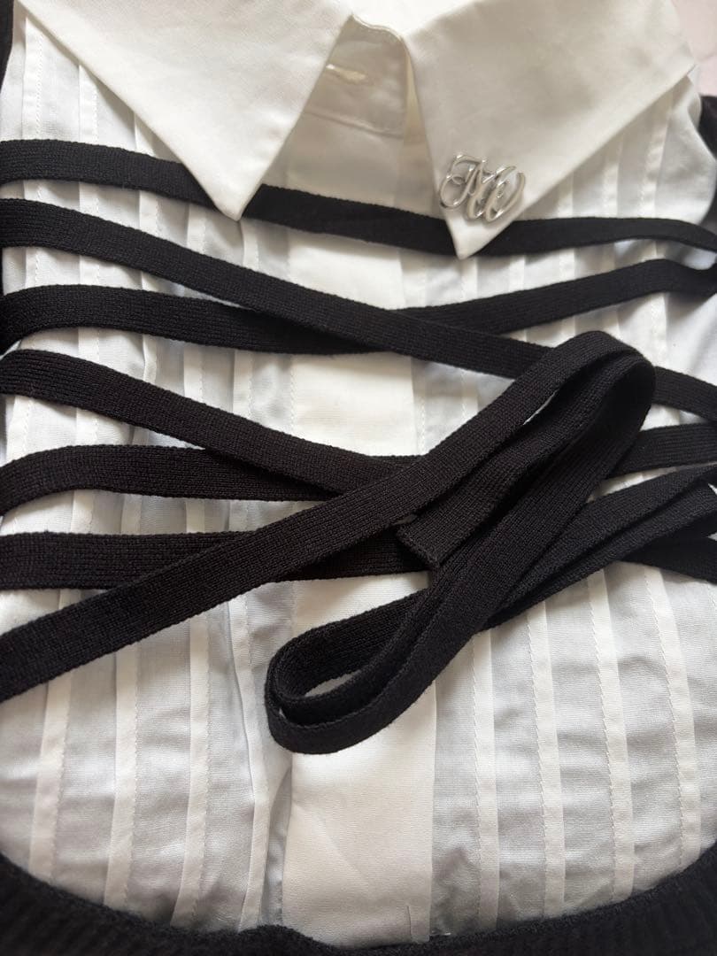 l*2様 HONEY MEW レースアップドッキングトップス ブラック×白ブラウ