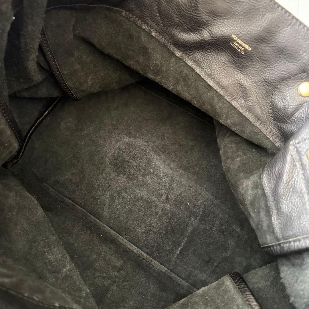 シータパランティカ　ハンドバッグ　金具　シボ革　本革　黒　大容量