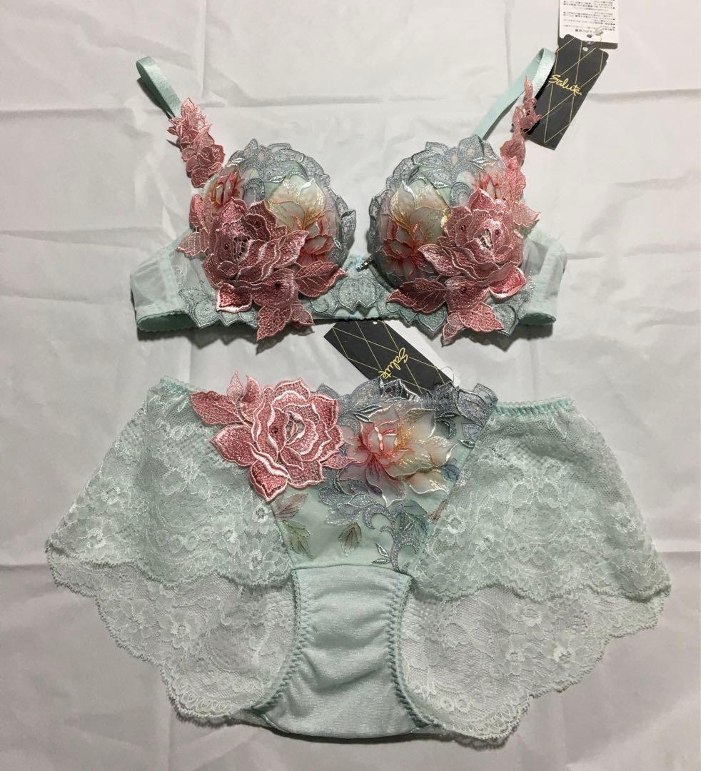 新品 ワコール サルート 店舗限定 97G ブラジャー C70 ショーツM