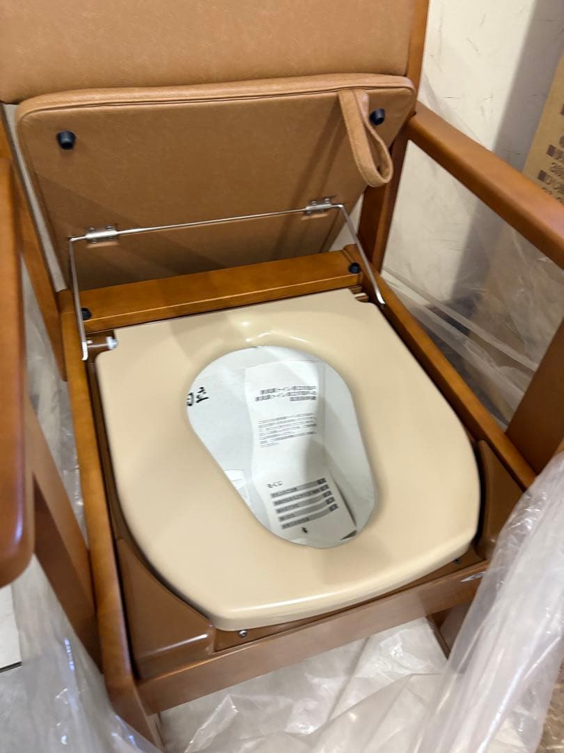 未使用 木製ポータブルトイレ ブラウン